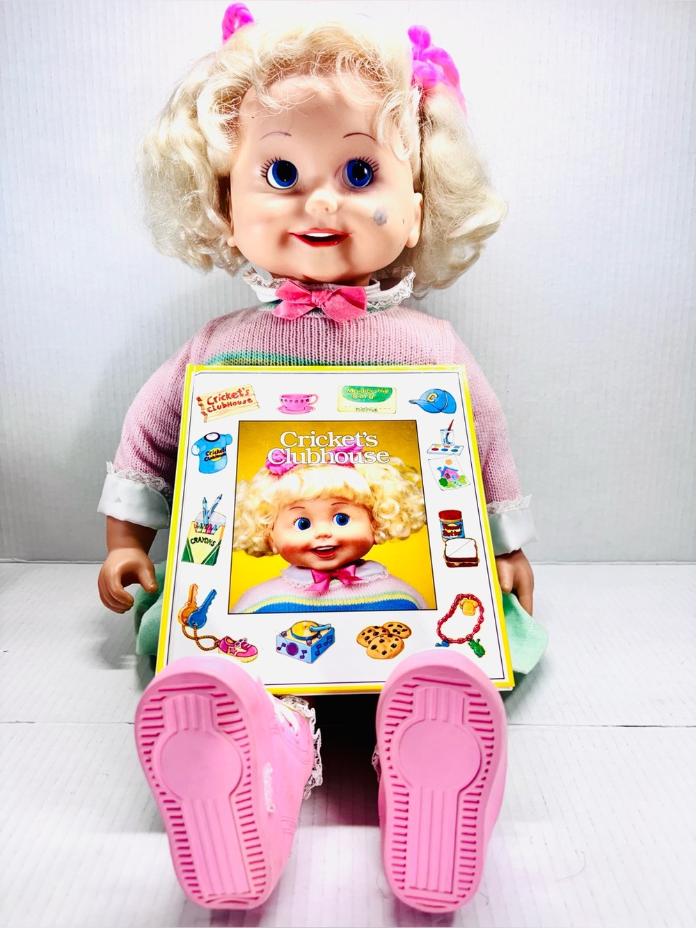 Playmates Toys 1986 Talking Cricket Doll With Cassette & Book Tested Works